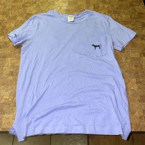 pink t-shirt !! 💜 (fits a little big)